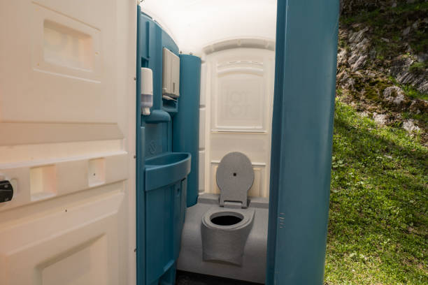 Best Temporary restroom rental  in Eaton Estates, OH