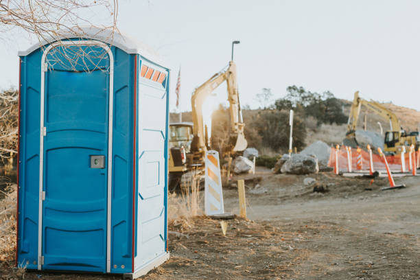 Best Portable bathroom rental  in Eaton Estates, OH