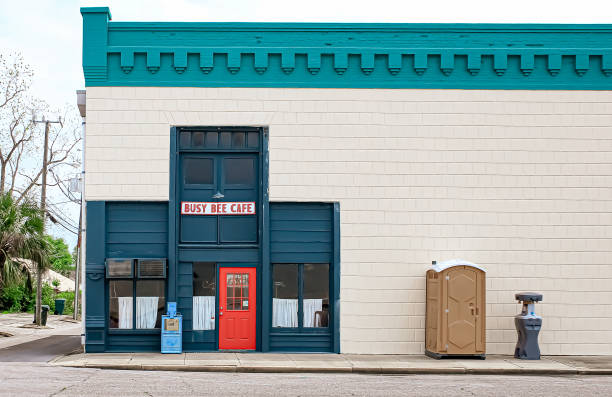 Best Porta potty delivery and setup  in Eaton Estates, OH